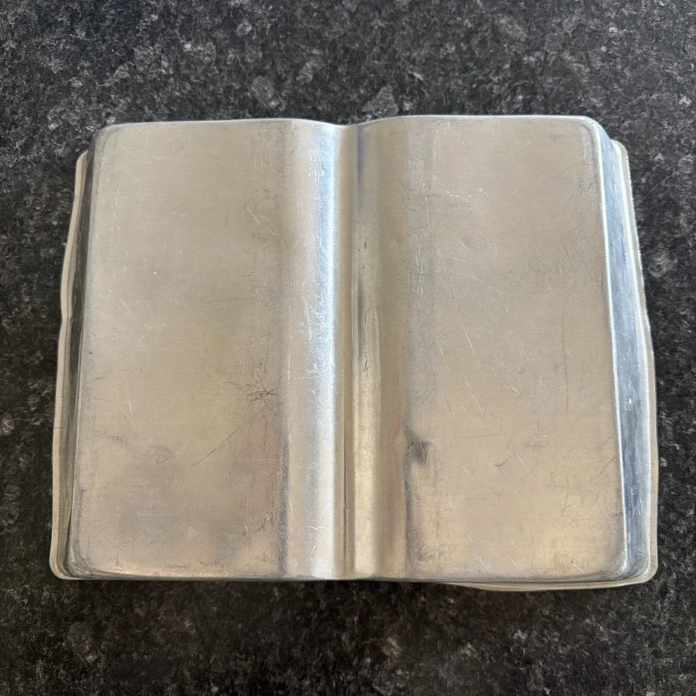 Vintage 1986 Wilton Book or Bible cake pan